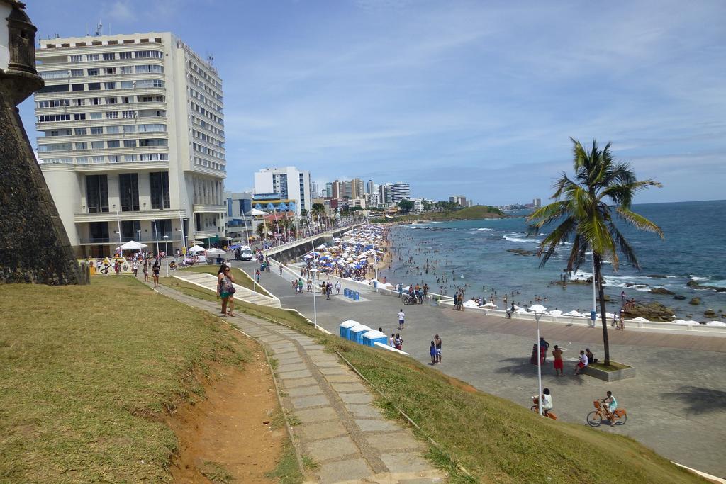 Apartment 610, Vista Mar E Farol Da Barra Salvador Eksteriør billede